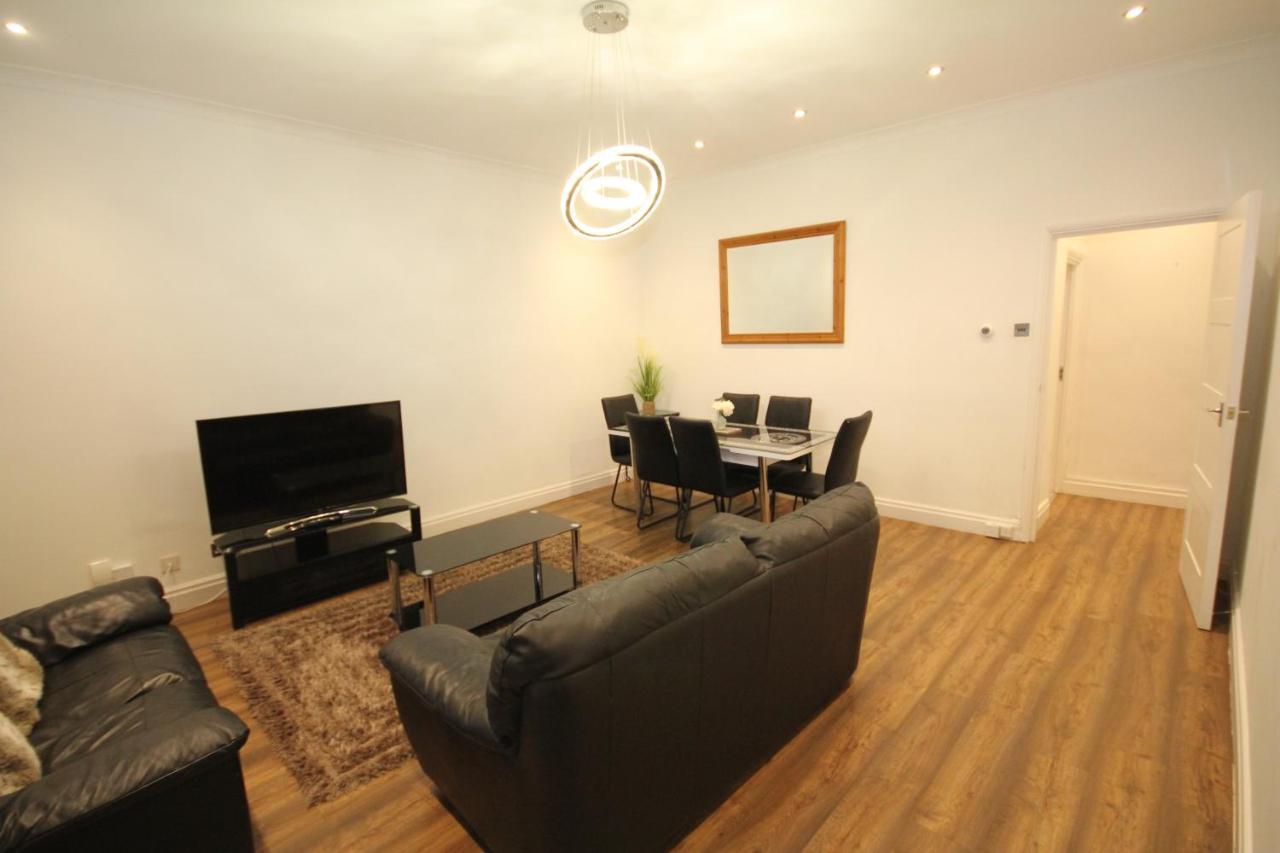 Great West Road Apartments Flat C London Kültér fotó
